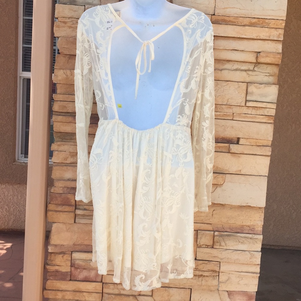 Forever 21 ivory short lace dress medium New - Picture 2 of 4